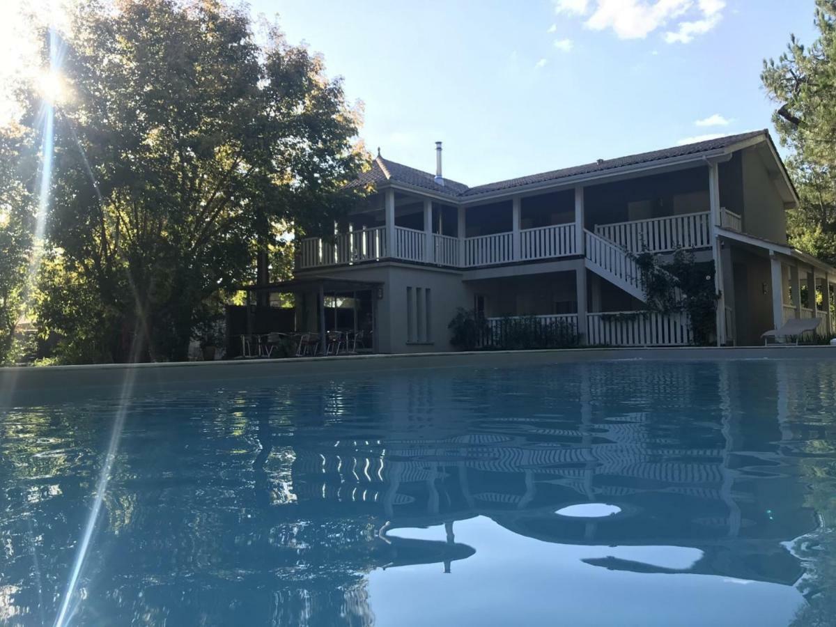 Bed and Breakfast Domaine De Giron Moulis-en-Medoc Екстер'єр фото